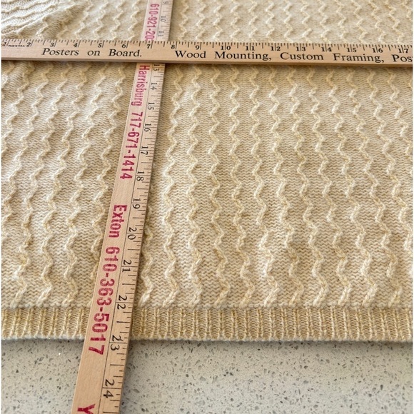 Vintage Womens X-Large Cowl Neck Sweater Cream w/ Metallic Gold Yarn Wool Angora - Picture 6 of 12